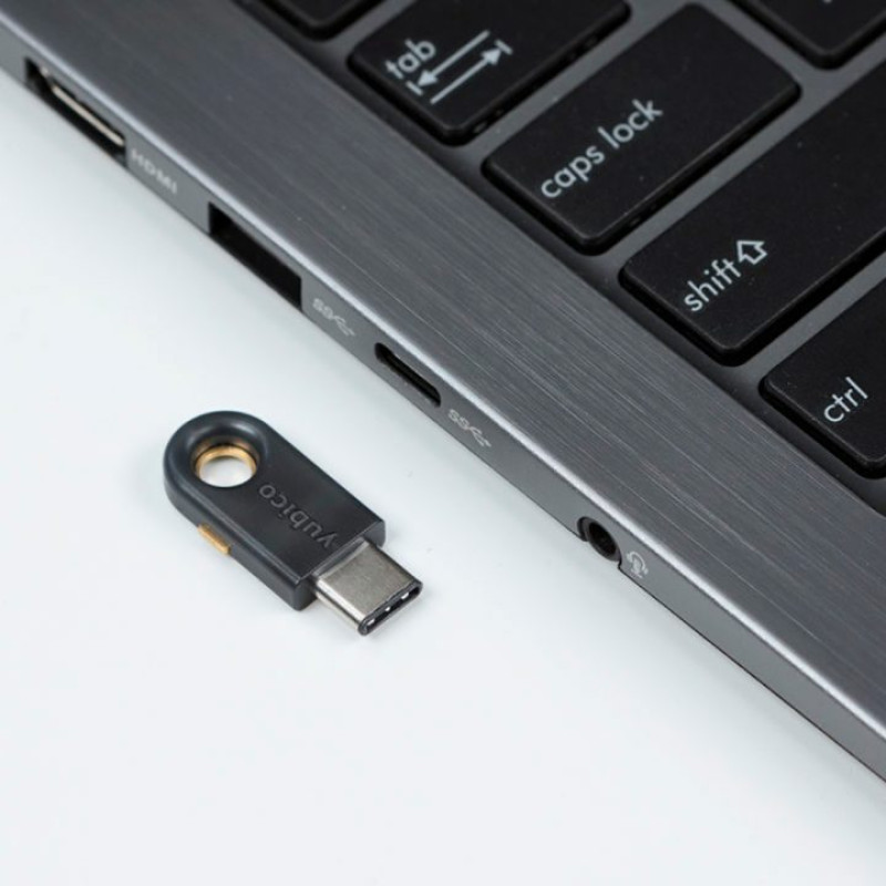 yubikey-5c-next-to-port-1-720x720-800x800.jpg